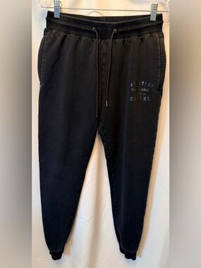The Barbell Cartel Men’s Size Large Sweatpants Black Front Logo Elastic Cuffs